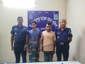 বাঞ্ছারামপুরে পুলিশের অভিযানে জুয়ার আসর থেকে নগদ টাকা, তাস ও মোবাইল উদ্ধার; গ্রেপ্তার ১