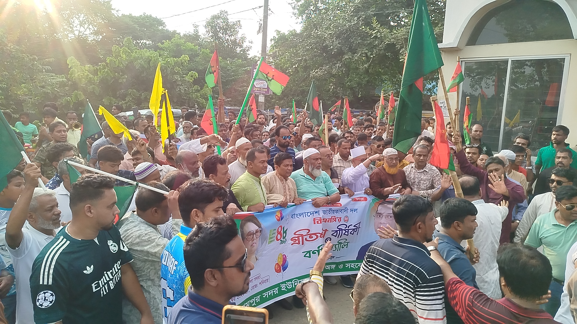 বাঞ্ছারামপুরে বিএনপির ৪৮তম প্রতিষ্ঠাবার্ষিকীতে বিশাল র‌্যালি ও পথসভা