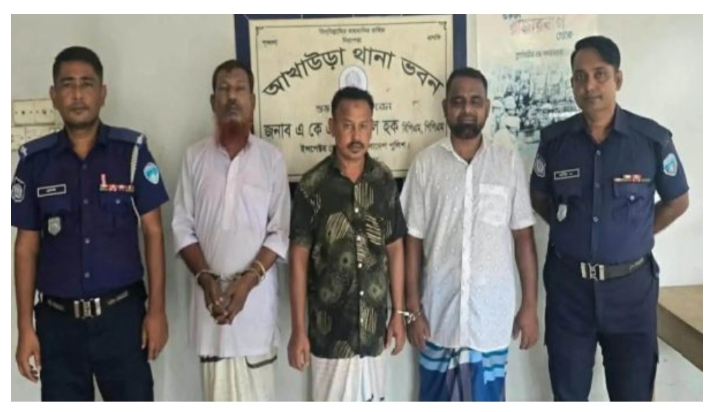 আখাউড়ায় আওয়ামী লীগের অঙ্গ-সংগঠনের তিন নেতা গ্রেপ্তার