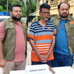 মুরাদনগরে বোন ও ভাতিজাকে কুপিয়ে হত্যার ঘটনায় মূল আসামি মোস্তাক গ্রেপ্তার
